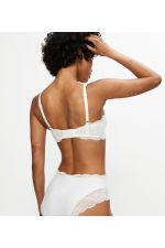 Triumph Lift Smart Non Wired Padded Bra - White